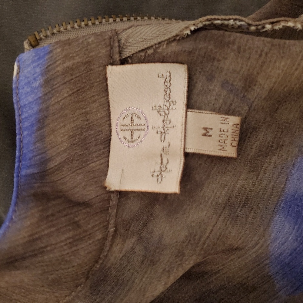 Hot in Hollywood Shirt - Picture 3 of 3